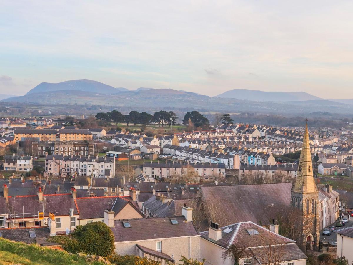Bryn Min Manton Penthouse Apartment Caernarfon Bagian luar foto