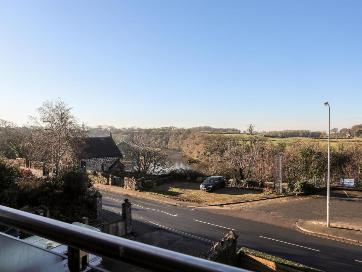 Bryn Min Manton Penthouse Apartment Caernarfon Bagian luar foto