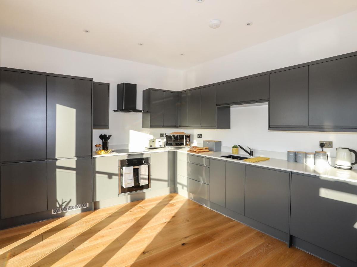Bryn Min Manton Penthouse Apartment Caernarfon Bagian luar foto