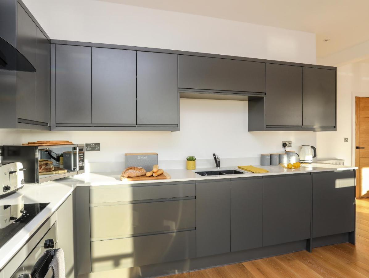 Bryn Min Manton Penthouse Apartment Caernarfon Bagian luar foto